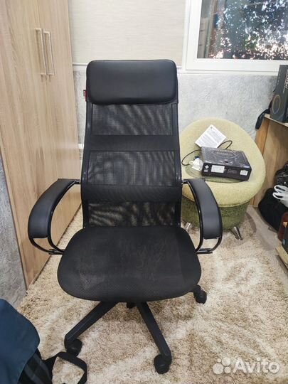 Компьютерное кресло
