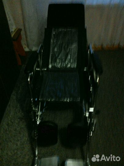 Продаю новую инвалидную коляску с ручным приводом