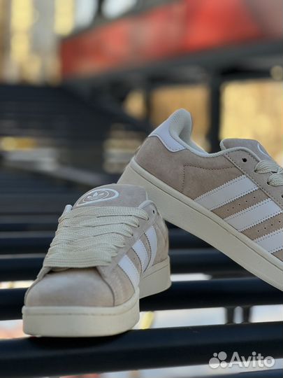 Кроссовки Adidas Campus молочные