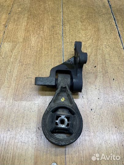 Подушка кпп Ford Focus 1 eddb 2002