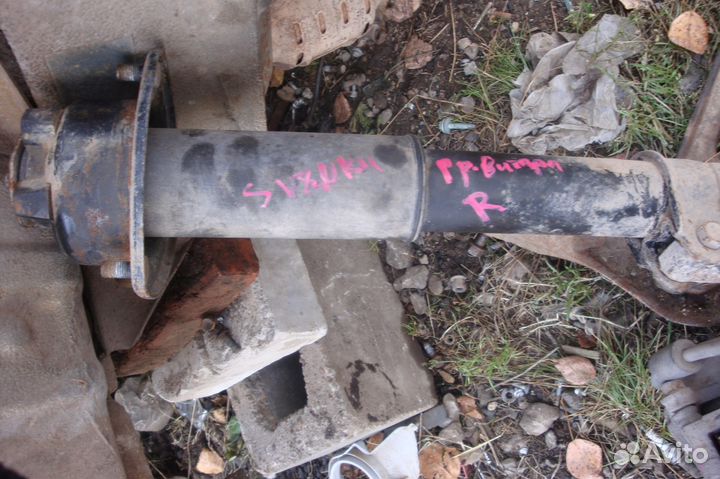 Амортизатор передний Suzuki Grand Vitara 1998-2005