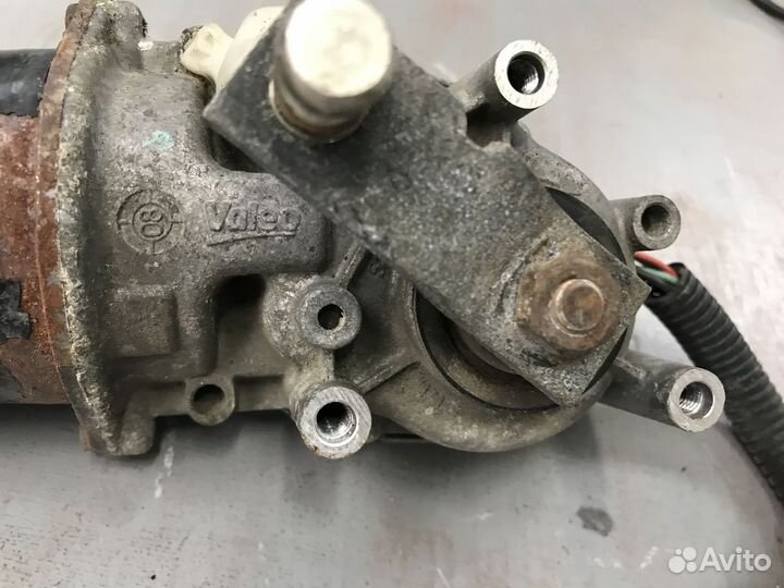 Моторчик стеклоочистителя Ивеко Дейли 2006-2011