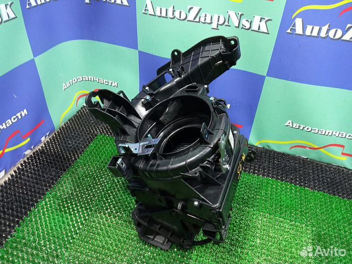 Корпус мотора отопителя Toyota Hilux