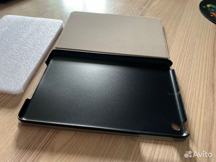 Обложка чехол на планшет или электронную книгу