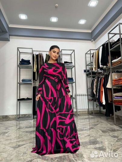 Платье очень красивое