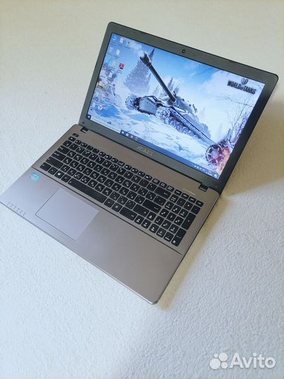 Asus в отличном с для игр(iSsd/i3/6/две видеокарт