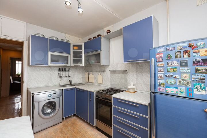 3-к. квартира, 64 м², 8/9 эт.