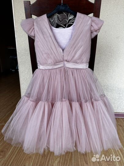 Нарядное платье для девочки