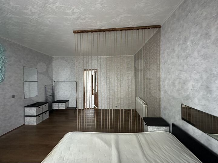 Комната 15 м² в 3-к., 2/2 эт.