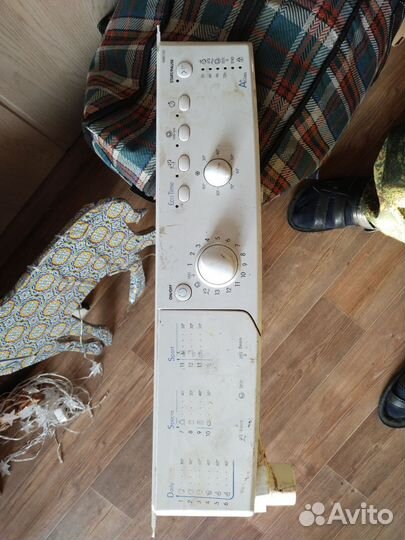 Стиральная машина indesit IWB 5105 на запчасти