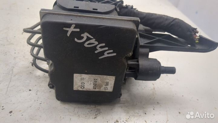 Блок абс, насос Mercedes E W212