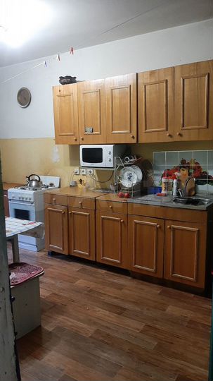 2-к. квартира, 57 м², 2/10 эт.