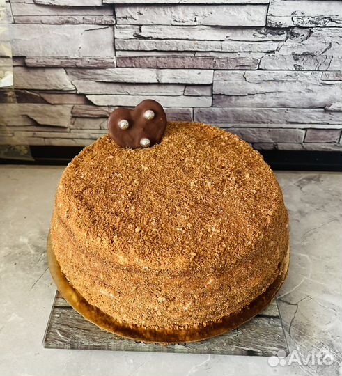 Домашний медовик, рулеты, булочки