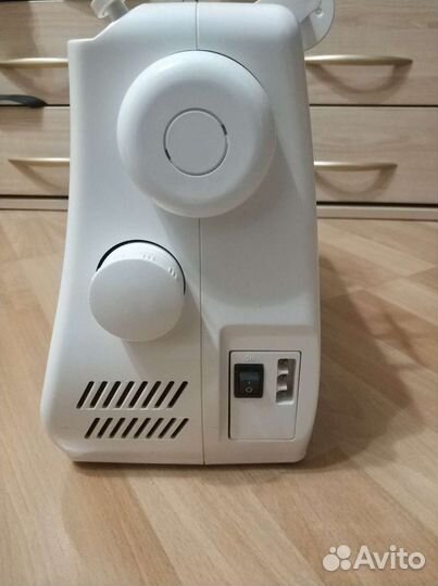 Швейная машина