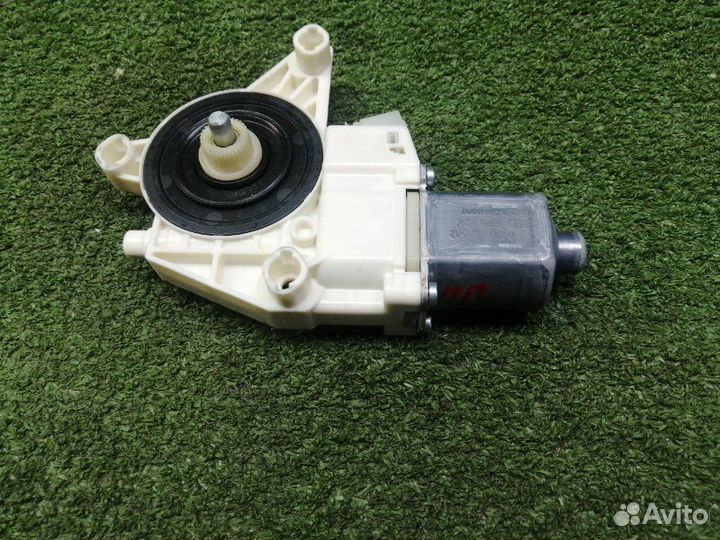 Блок моторчика стеклоподъемника Mercedes Glk