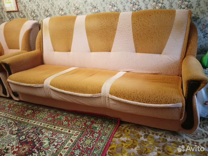 Диван и 2 кресла