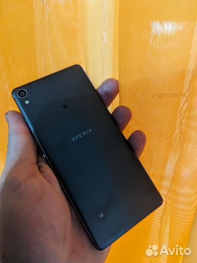 Sony Xperia XA, 2/16 ГБ