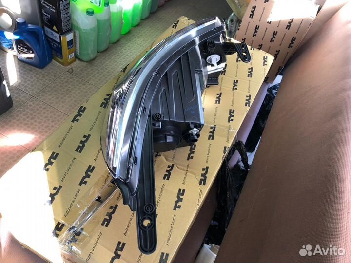 Фара на KIA RIO 921014X000