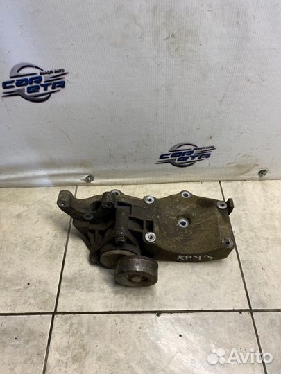 Кронштейн компрессора кондиционера Chevrolet Cruze