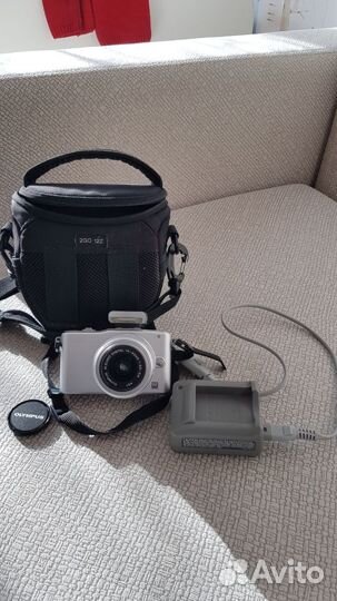 Фотоаппарат Olympus Pen mini E-PM1