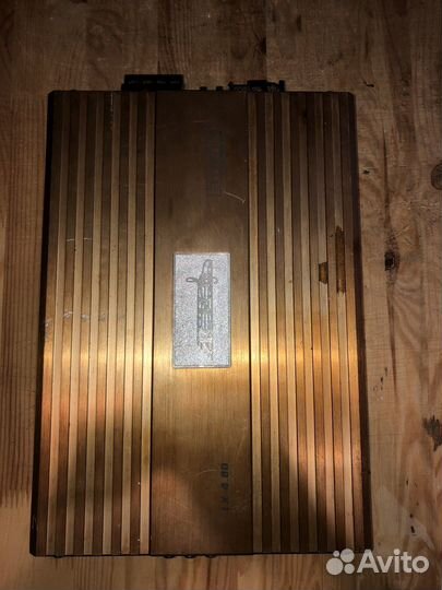 Усилитель momo1.1000 ACV Hertz4.80