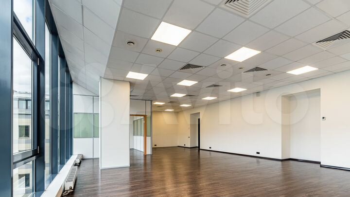 Сдам офисное помещение, 194.2 м²