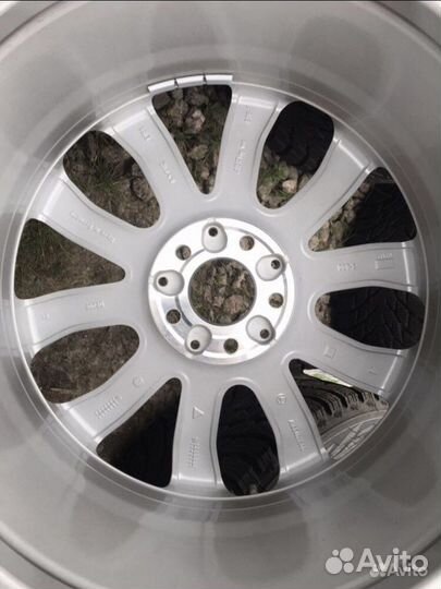 Оригинал Mercedes w166 255/50/19 Nokian