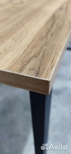 Компьютерный стол в стиле лофт