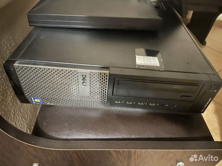 Настольный компьютер Delll