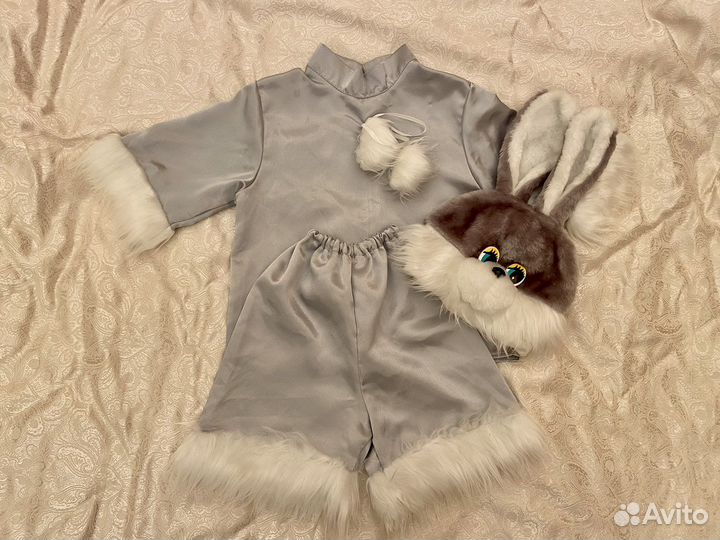 Новогодний костюм зайца