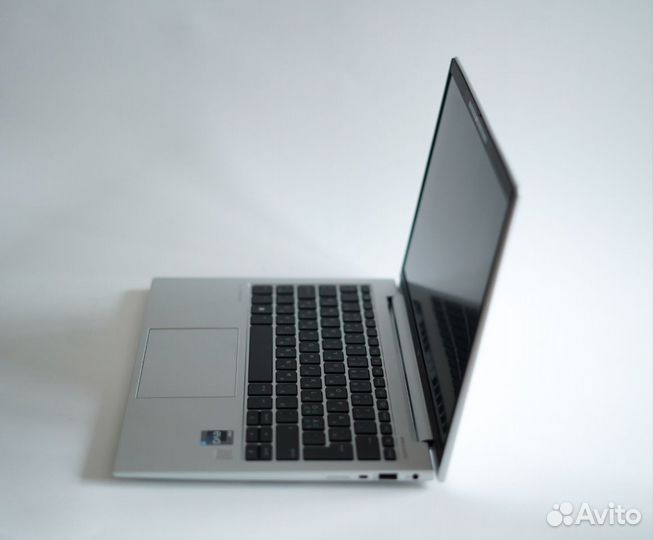 HP Elitebook 830 G9 i5-1235U 16GB 256GB wuxga