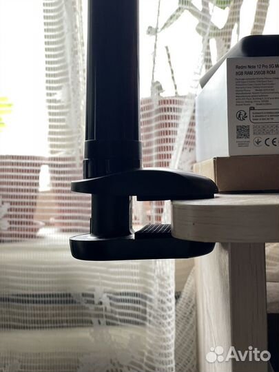 Штатив настольный для телефона и планшета