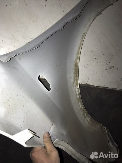 Крыло переднее правое на Kia Rio 4