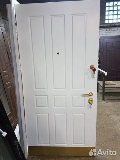 Стальная дверь с панелью мдф+порошковое покрытие