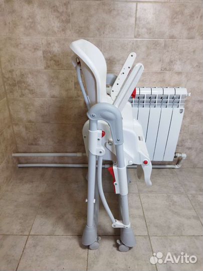 Стульчик для кормления babyton