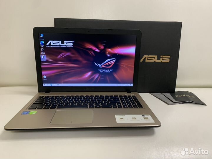 Ноутбук asus 4 ядра /GT920MX 2Gb в отличном
