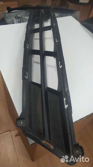 Решетка переднего бампера hyundai solaris