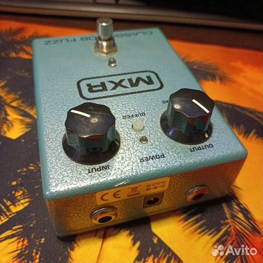 Гитарный эффект MXR Fuzz