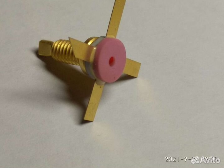 Транзистор кт913А