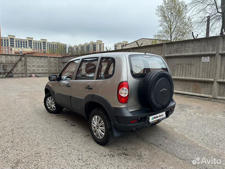 Chevrolet Niva 1.7 МТ, 2010, 65 000 км