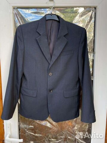 Пиджак в наличии 2 шт.на 134 и 152