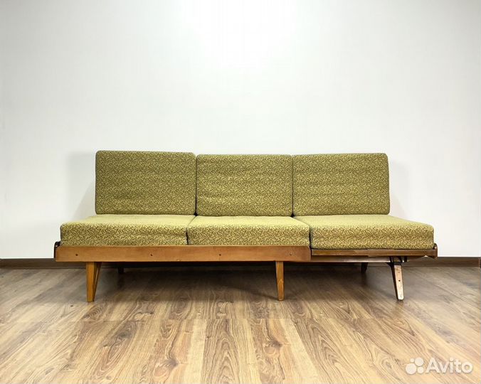 Винтажный раскладной диван mid century