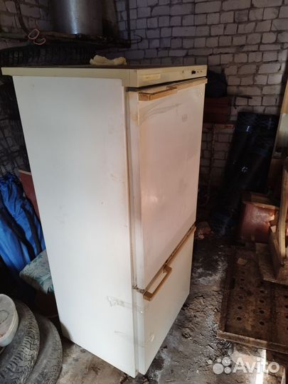 Холодильник бу