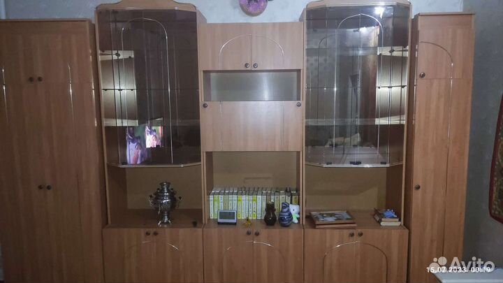 Стенка в гостиную бу