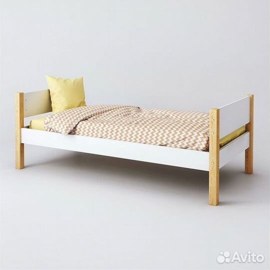 Детская кровать чердак с лестницей