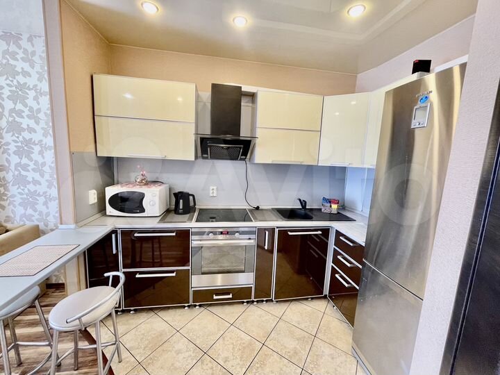 2-к. квартира, 56 м², 6/14 эт.