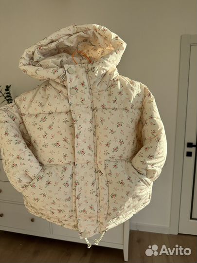 Куртка для девочки новая