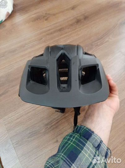 Велошлем взрослый