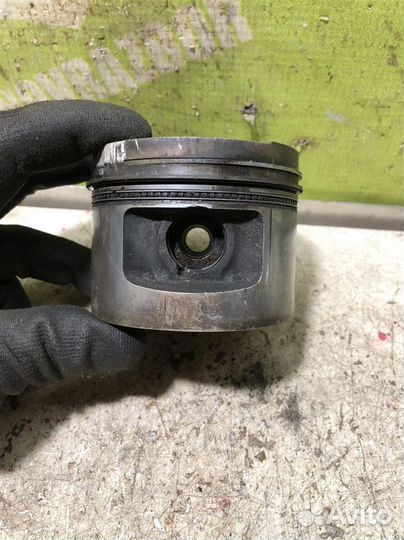 Поршень Ауди 80 90 Б3