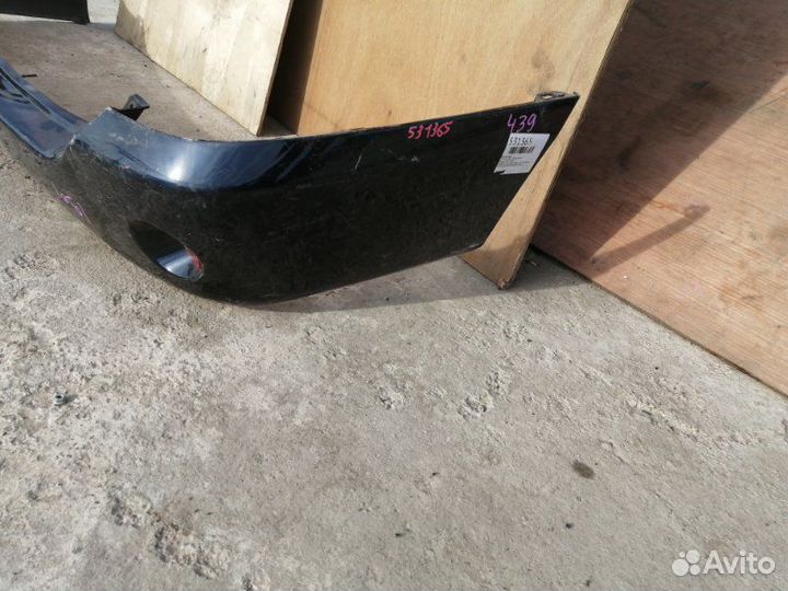 Бампер задний Toyota Voxy AZR60